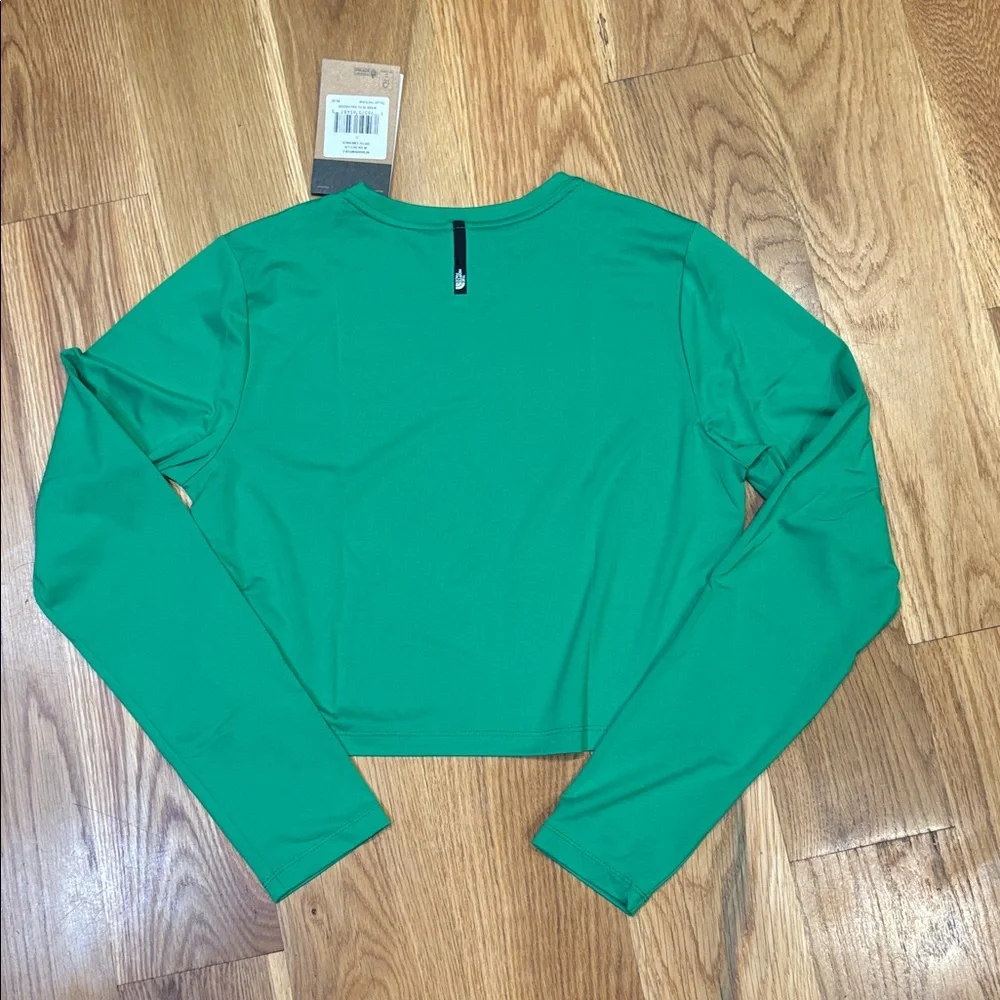 Women’s The North Face FlashDry fitted long sleeve cropped tee, NWT, Size Large - Picture 6 of 6